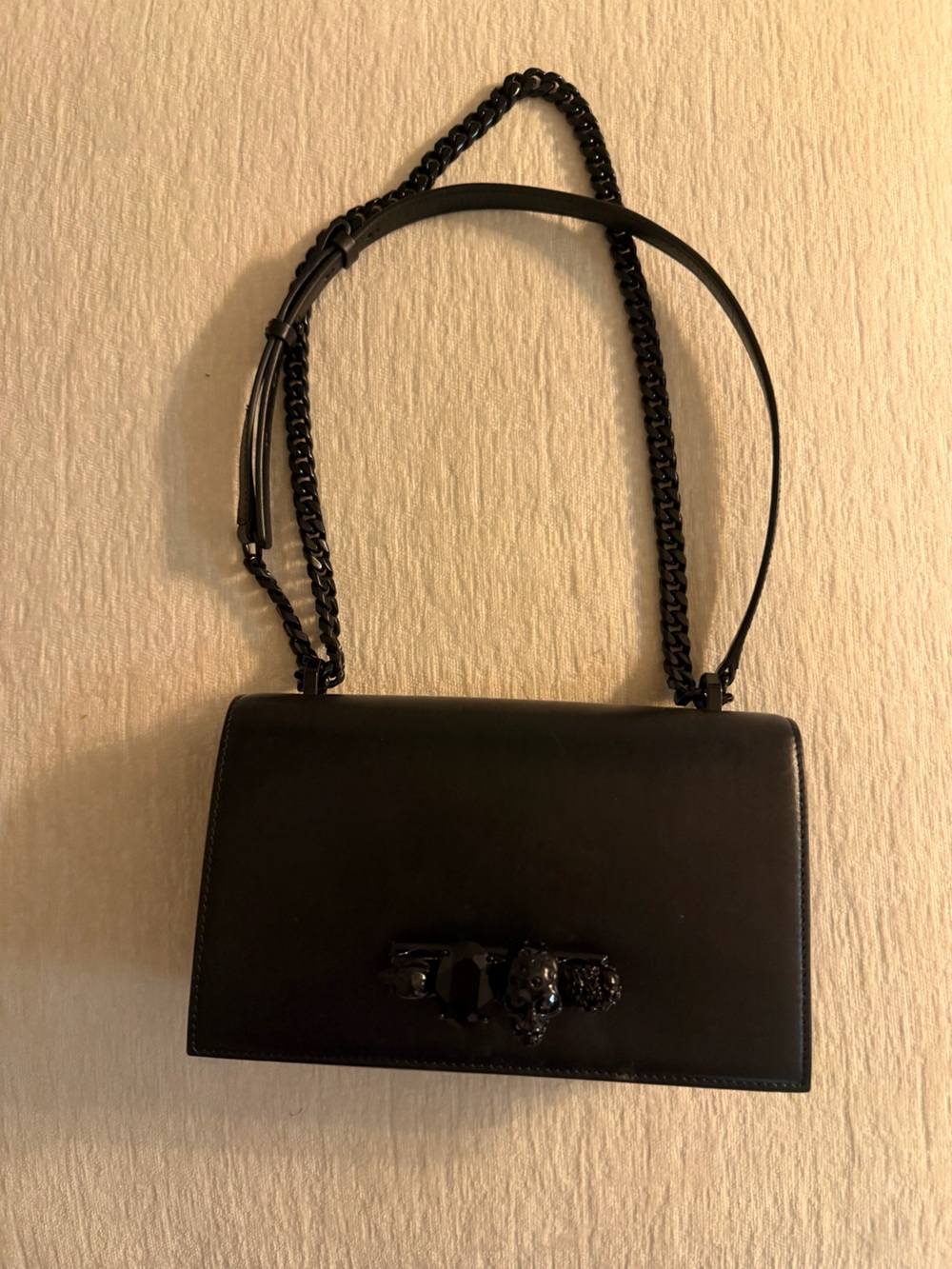 Alexander McQueen Knuckle Shoulder Bag